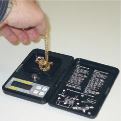 Bilancia tascabile CM 50-C2N